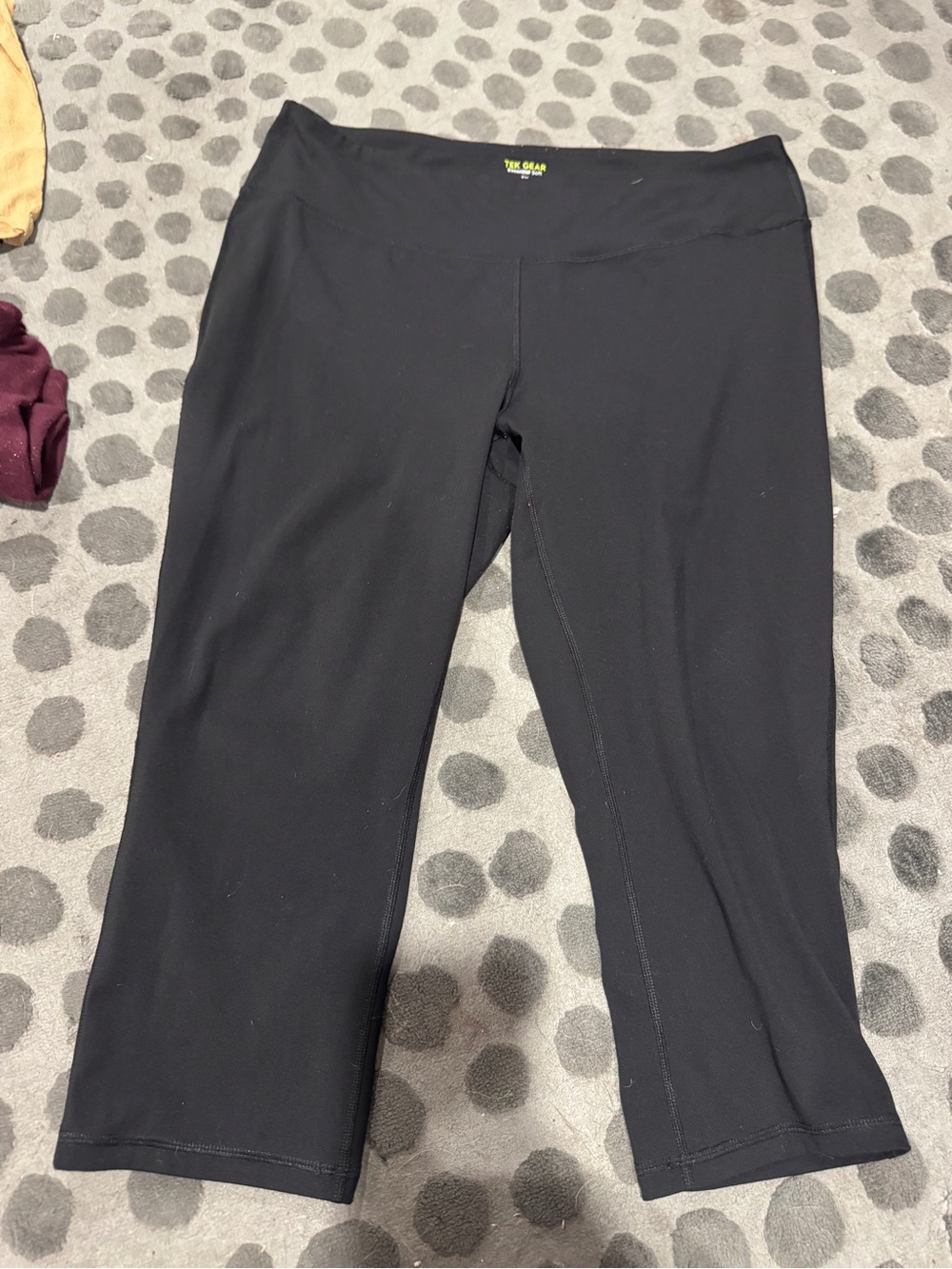 Tek Gear Black Capri Leggings